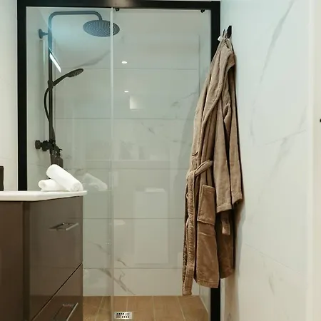 La -logement Atypique Apartment