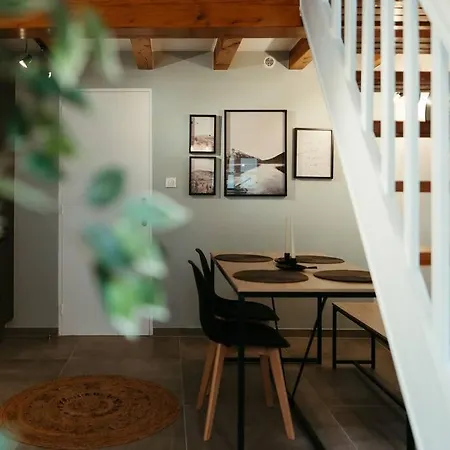 La -logement Atypique Apartmán *