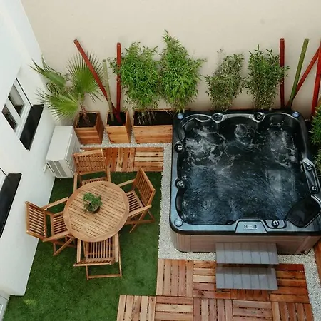 La -logement Atypique Apartment